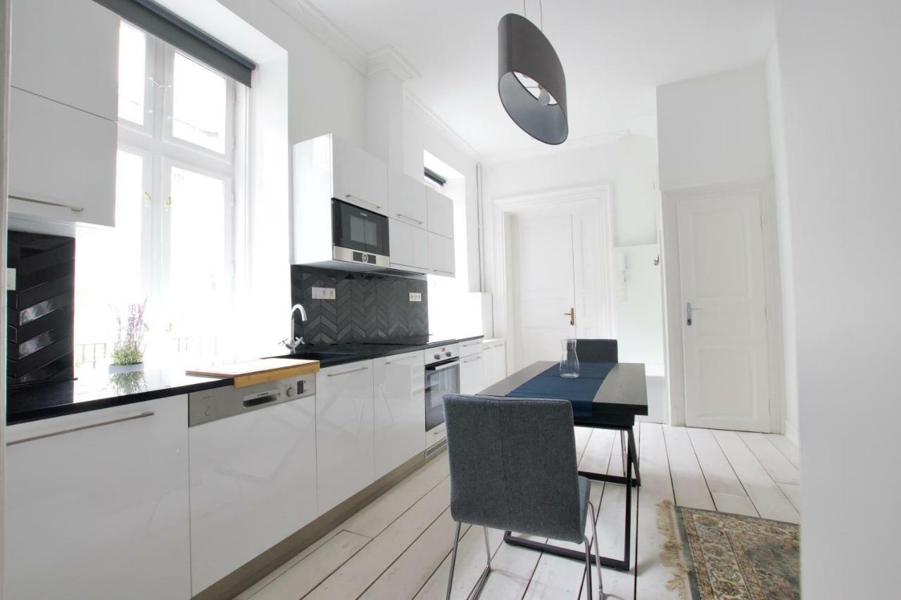 Luxury Apartment By Hi5 - Oktober 6 Street Budapesta Exterior foto