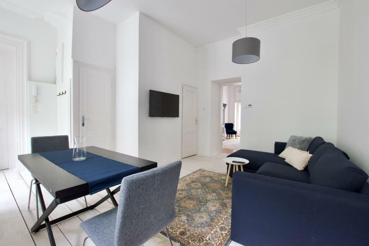 Luxury Apartment By Hi5 - Oktober 6 Street Budapesta Exterior foto
